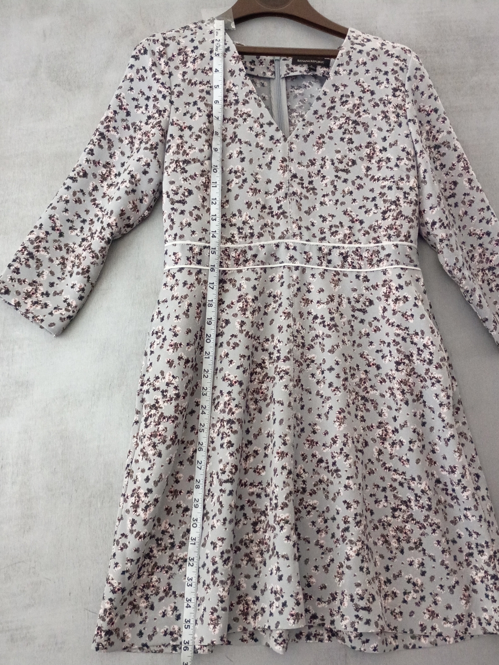 Banana RepublicGirls' Floral Fit-and-Flare Dress in Light Gray with Pink Accents